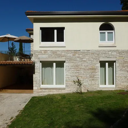 Villa Nell'uliveto Torri Del Benaco